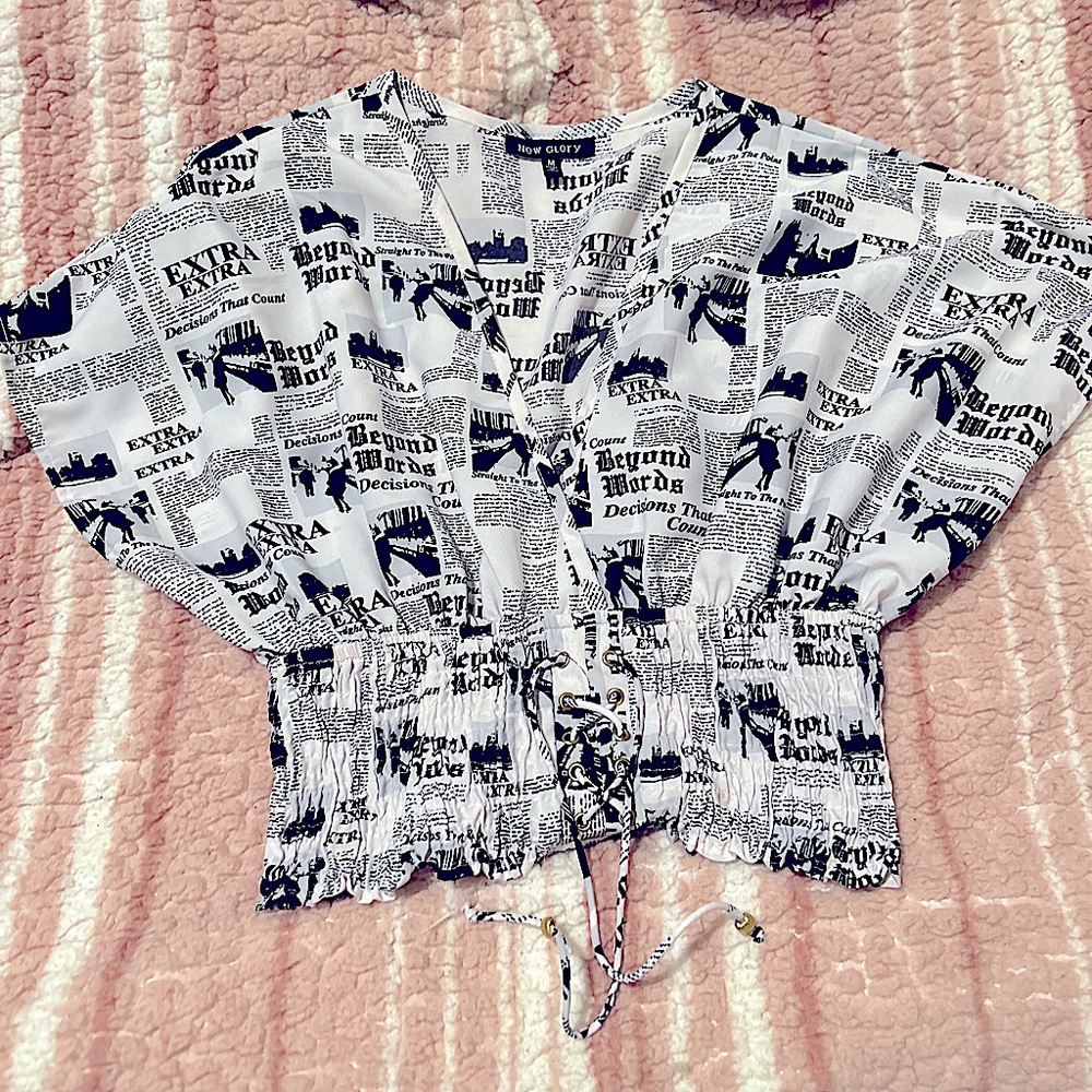 White Crop Top Blouse With Drawstring. - image 1